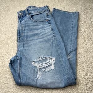 American Eagle Stretch Light Wash Distressed Jeans 8 Short